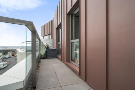 Communcal Terrace