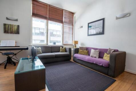 Jordan Fishwick are pleased to offer for sale this stunning, larger than average, one bedroom apartment, located on the first floor this apartment has been well maintained throughout and is offered wi
