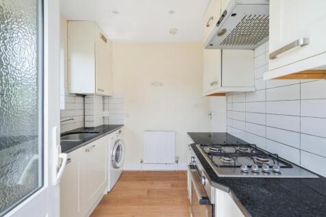 EASTDEAN AVENUE