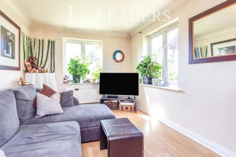 Living Room Diner (1
