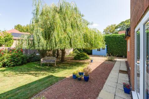 4 Grange Farm, Church Road, Hargrave-5.jpg