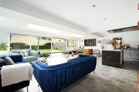 Living Kitchen