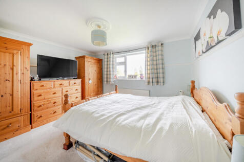 1370416-5-68f63c8...