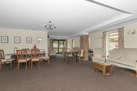 Resident Lounge 2.jpg