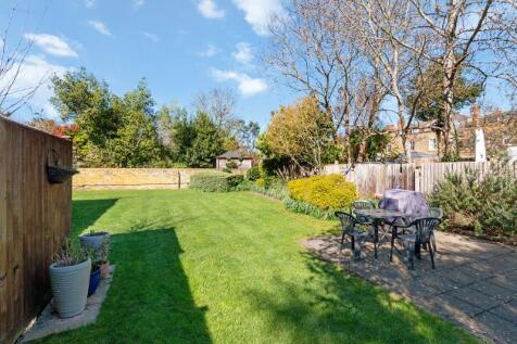 Grove Park Road 41-43 Flat 8 PH13 LR.jpg