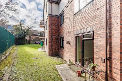 3 Theydon Gate (12).jpg