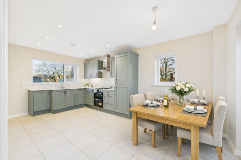 Kitchen at Hampton.png