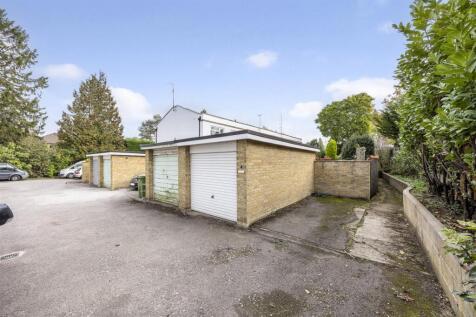 Garage & Parking