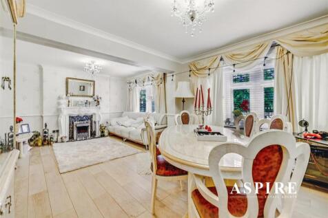 Aspire Estate Agents13.jpg