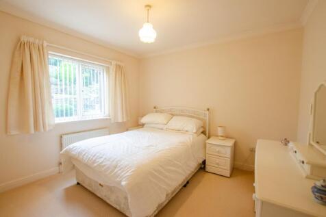 20 Scarletts Well Park TPS Bodmin Branch 01208 872