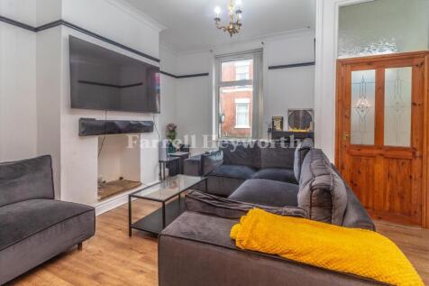 Lounge image 2