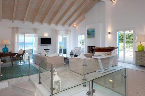 Sitting room to view