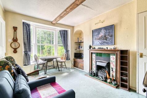 12c Hollybush Road-2.jpg