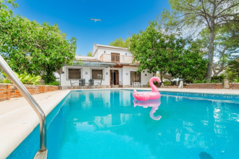 Pinar de Campoverde Villa with private pool