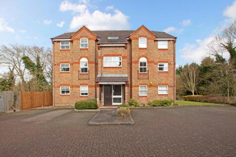 32 Salter Close 1...