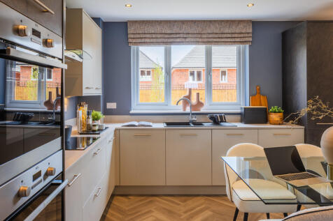 Redrow -Cambridge - Kitchen 2 - 69496