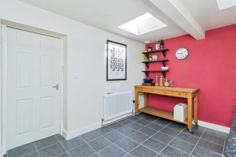 .Kitchen Breakfast Room.
