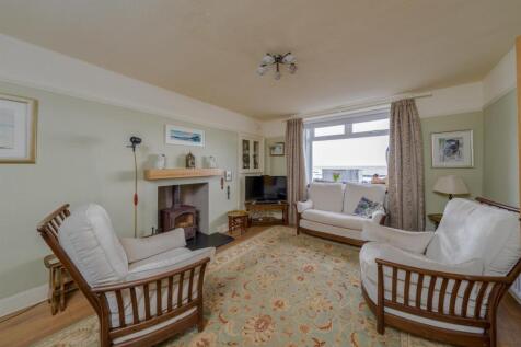 The Blue House Cowdrait-03.jpg