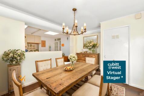 Breakfast Area (Farmhouse Style)