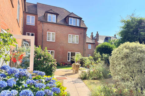 2 bedroom ground floor retirement apartment