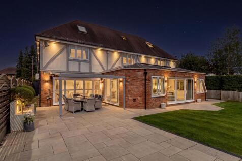 56MarshalswickLane-97_Green_Grass_GreenGrass.jpg