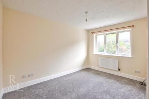 20 Balmoral Close (15).jpg