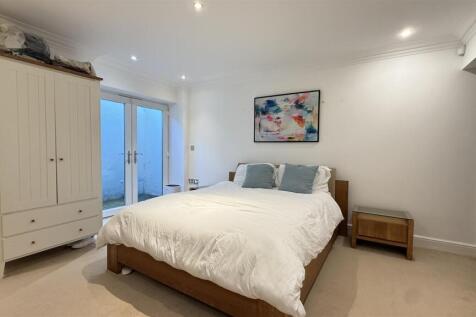 Bedroom.jpeg