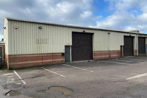 Warehouse to rent in bawtry
