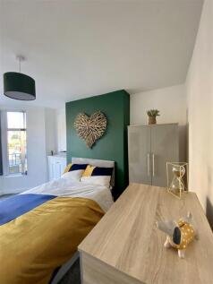 1 Bedroom House in BB11 4JG