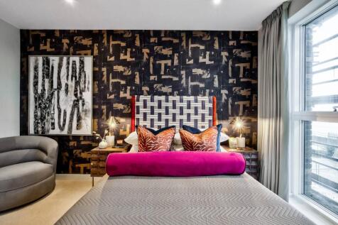 3 2-bed Royal Albert Wharf-15