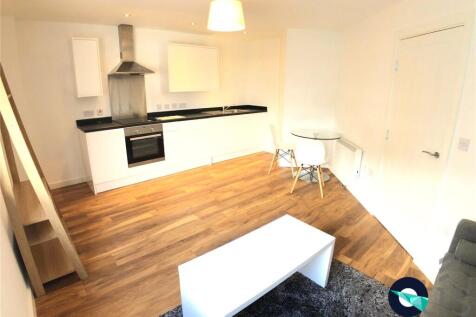 Available: 29/06/2026 Rent: £900pcm Holding Fee: £207.69 Traditional Deposit: £1,038.46 No Deposit Scheme Available (Reposit) Council Tax: A Qube residential are delighted to bring to the market this