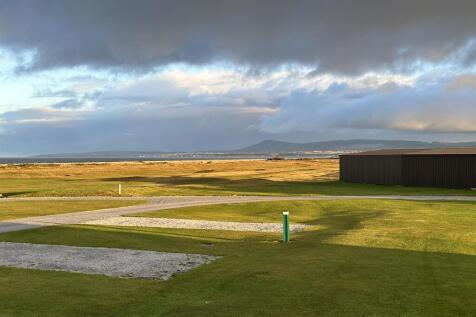 outlook over golf course to the Binn Hill.JPEG