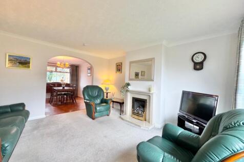 Crummock Gardens, Beith lounge pic