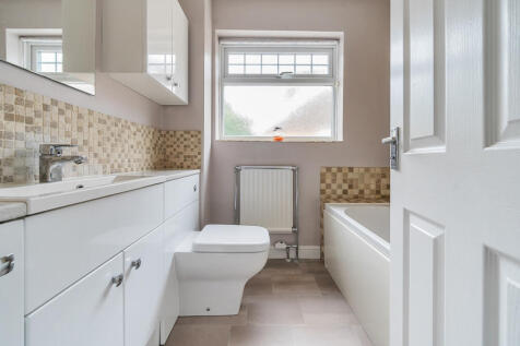 1343927-18-68a5f4...