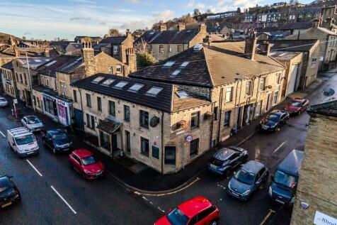 Pub to rent in west vale