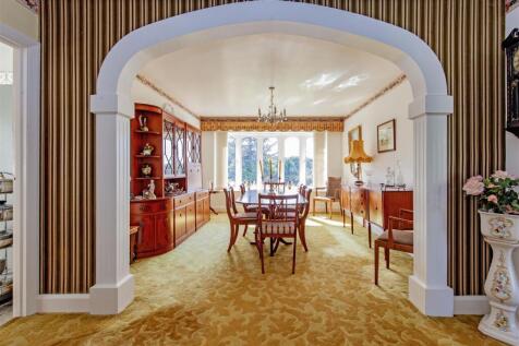 Dining Room-1.jpg