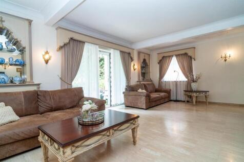 015-77 Allum Lane.jpg