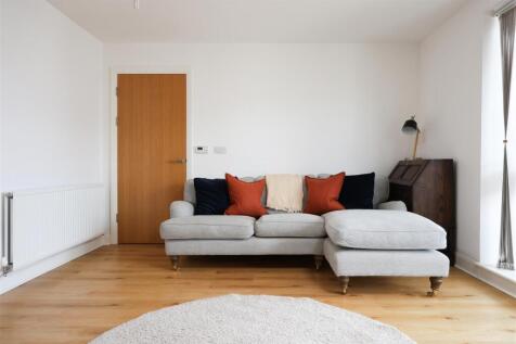 26 Deanery Road 3.JPG