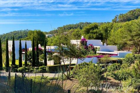 BEAUTIFUL FINCA WITH PLOT AND ANNEX HOUSE A FEW MINUTES FROM IBIZA, Santa Eulalia