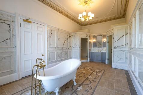 9 bed, 6 bath Terraced in Glasgow - Photo 41