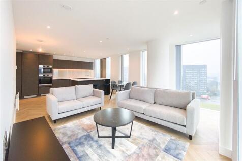 Available August | Two Double Bedroom / Two Bathroom | 9th Floor | 24 Hour Concierge |44th Floor Swimming Pool | Residents Gym | Castlefield View | Zero Deposit Available |