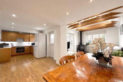 Kitchen / dining / reception room