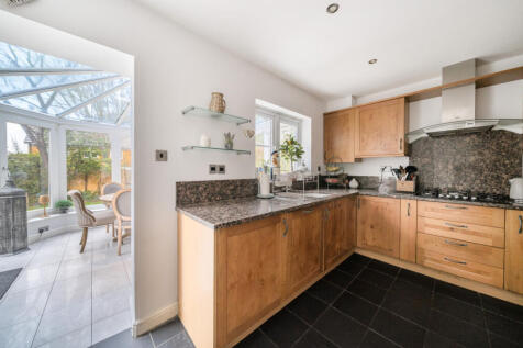 1386218-10-692d6e...