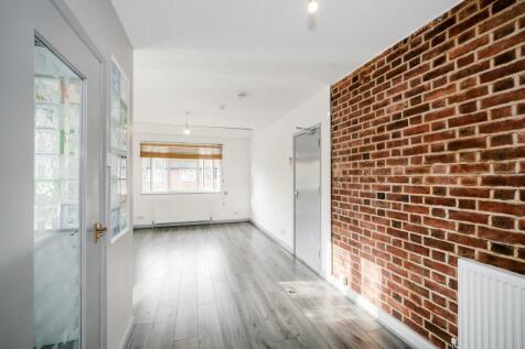 Studio 4, 84 Elphinstone Road-24_web.jpg