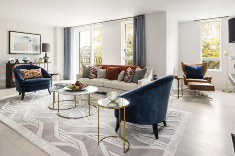 Show Apartment Lounge