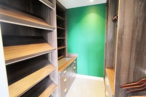 Bespoke Closet / Walk in Wardrobe