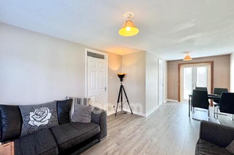Conval Way, Paisley dining lounge pic