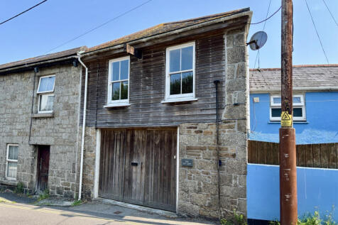 2 Bedroom Mid Terrace House for Sale