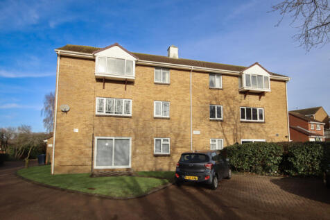 2 bed flat for sale in Sittingbourne, Ideal Inves
