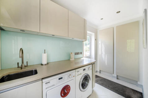 1335977-9-689f167...